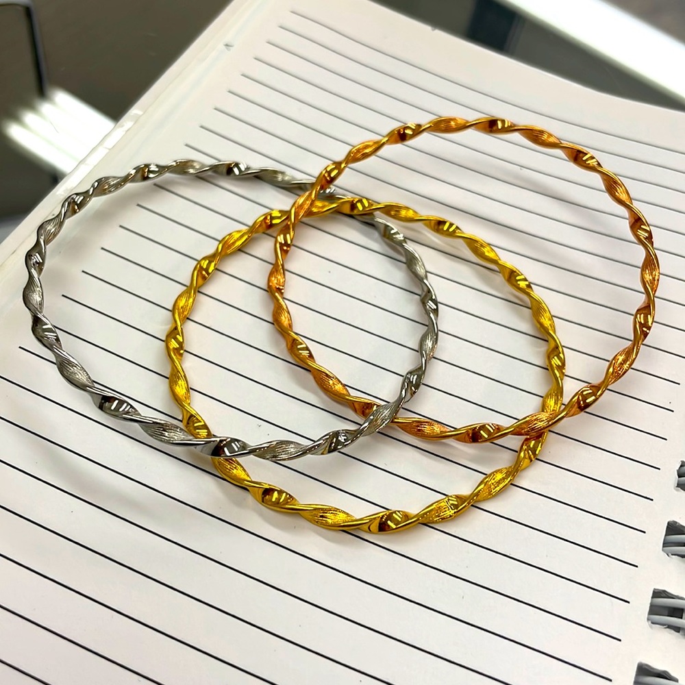 Tri color bracelet